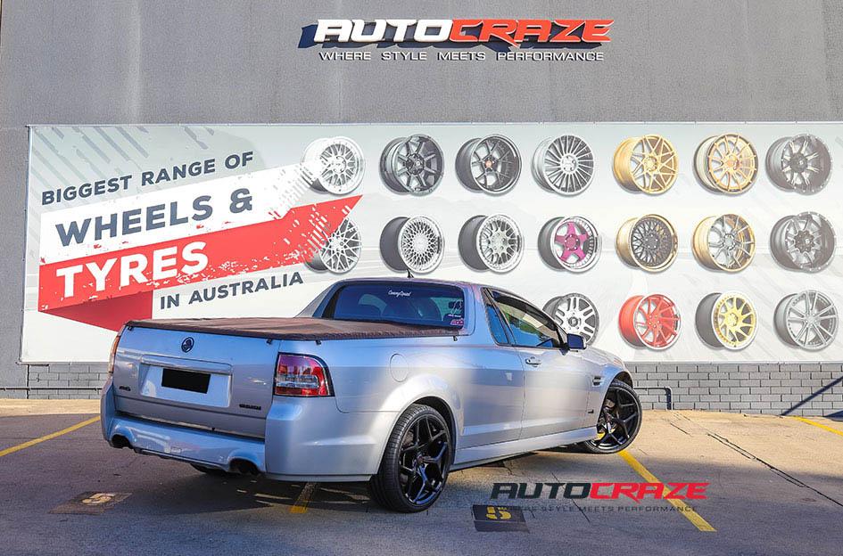 HOLDEN-COMMODORE-DOMINATE-MATTE-BLACK